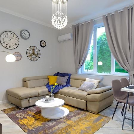 The Olive Green House Burgas Exterior foto